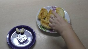 Гренки с чесноком//Чесночные гренки из хлеба на сковороде