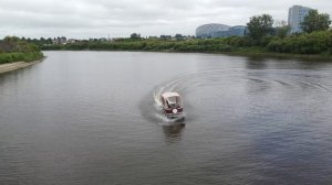 Прогулка на понтонном катере.