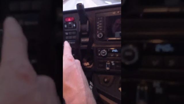 Горный тормоз Scania Самосвал. смотреть онлайн