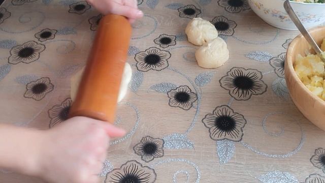 Тесто на пирожки без молока и яиц,потрясающий рецепт/dough for pies on boiling water, without eggs