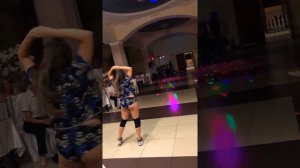 Подарок на свадьбе жениху.Тверк.