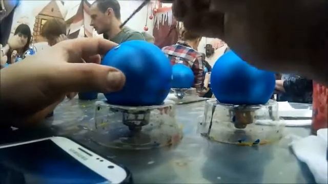 Самостоятельная роспись стеклянной ёлочной игрушки смотреть онлайн