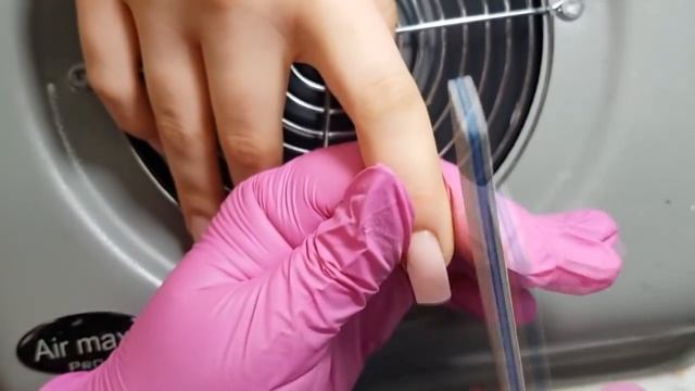Сложная коррекция вниз и вбок растущего ногтя.