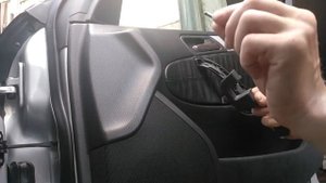 Как снять обшивку карту передней двери MERCEDES C class/demontaz boszka drzwi przod/door panel remo