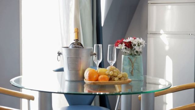 Промо Бристоль в Ялте смотреть онлайн