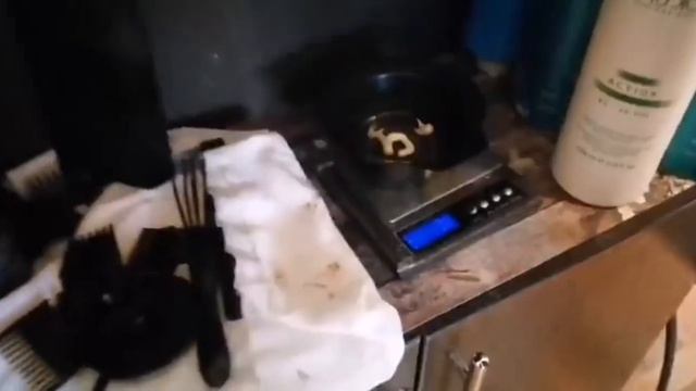 ?Щелочная смывка для нежелательных оттенков.