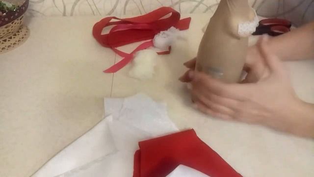 Декор бутылки. Чем порадовать мужа после весёлого праздника. смотреть онлайн