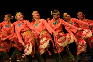 "Пришла весна", Ансамбль "Школьные годы". "Spring has come", School Years ensemble. 4К