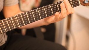 Дмитрий Андрианов - Урок на гитаре "аккорды с терцией в басу"