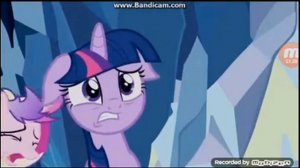 Принцесса Селестия,Луна,Каденс,Искарка песня брюнетка,блондинка.