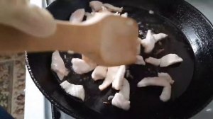 Жареные баклажаны  с курицей.приготовить  не пожалеешь!Вкусно и быстро.