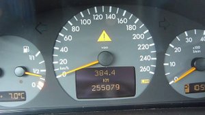 Проверка уровня масла W210