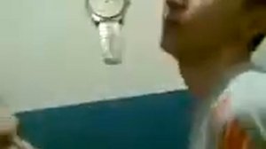 лярва обоссаная