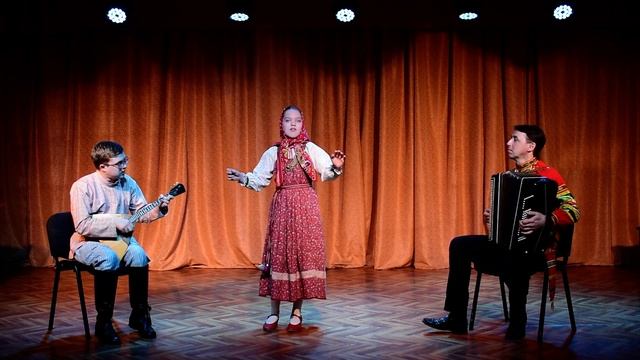 Шестопалова Ариша - "Камаринская (Ох, ты, бабочка молоденькая) - РНП из репертуара Л. А. Руслановой смотреть онлайн