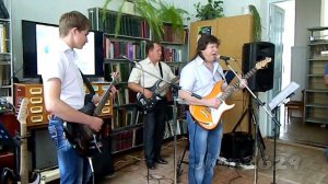 Свой путь - Девушка с районного суда