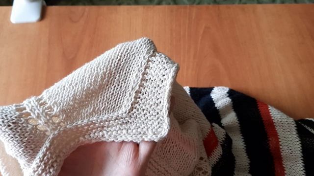 Летняя, мужская футболка спицами.