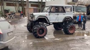 УАЗ на арочных колесах и мосты газ 66