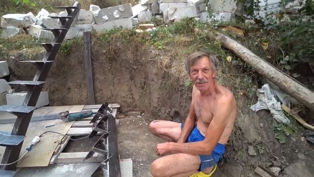 ЛЕСТНИЦА В СТИЛЕ ЛОФТ СВОИМИ РУКАМИ