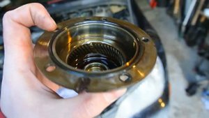 Lexus IS300 замена сальника муфты VVT-I 2JZ-GE (Lexus IS300 replacing clutch gland VVT-I 2JZ-GE)