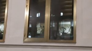 Монтаж сплит-системы в окно: а так можно было? Преимущества и недостатки