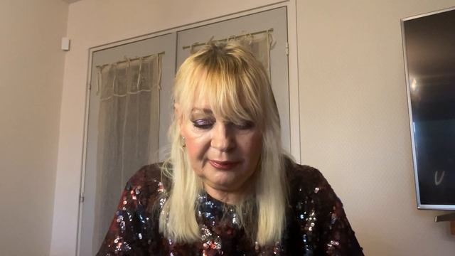 Лучшая косметика из категории люкс смотреть онлайн