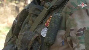 Награждение военнослужащих ЗВО медалями «За храбрость»