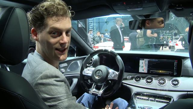 Mercedes-AMG GT 4-door Coupé - Genève 2018 Special - English subtitles смотреть онлайн