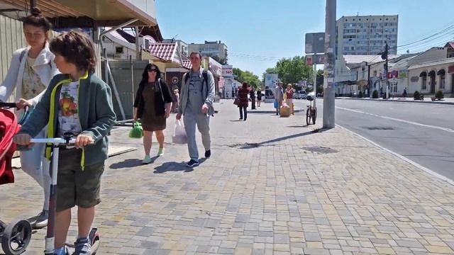 Анапа 19 мая. Пляж и Набережная, ул. Горького и Центральный рынок смотреть онлайн