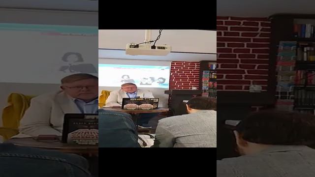 Вопрос мой уважаемому Павлу Данилину в ходе презентации его книги 11 июля 2024 года