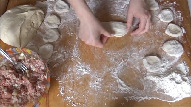Вкусные, сочные ДОМАШНИЕ ЧЕБУРЕКИ. Простой рецепт приготовления чебуреков, как в чебуречной.