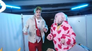 Никогда не принимай ванну с бомбочкой Солнца и Луны в 3 часа ночи !