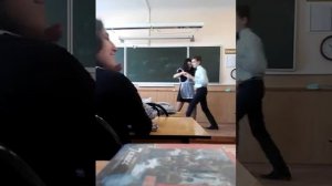 Танец под песню ,, Ах, эти тучи в голубом" в шк. 2 ст. Динская