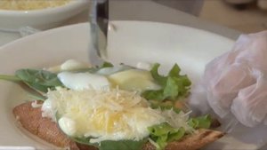 Вкусные новости. Яйца Бенедикт и Пашот
