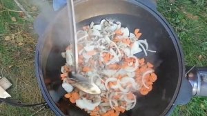 КАРТОФЕЛЬ ПО-ОХОТНИЧЬИ С ГРИБАМИ В КАЗАНЕ