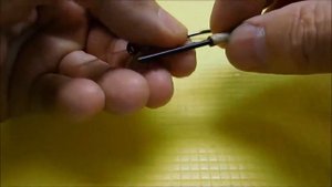 Два простых способа как надежно привязать крючок к леске
