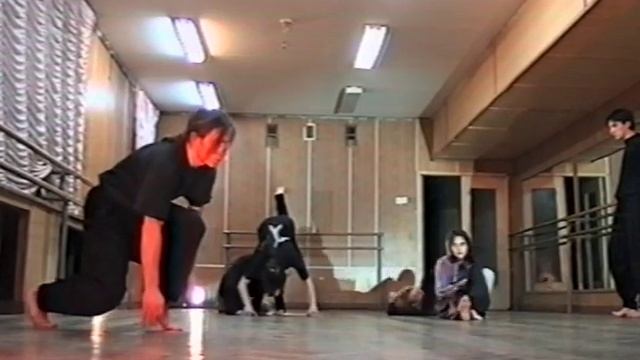 КОМНАТА№323 УНИКАЛЬНЫЙ ОПЫТ ИМПРОВИЗАЦИИ ИЗ НЕОПРЕДЕЛЁННОСТИ  1997г смотреть онлайн