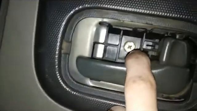 Установка подсветки в дверные динамики на нисанн икстрейл т30 смотреть онлайн