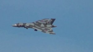 Самолет Вулкан Avro Vulcan XH558