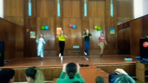 Танец-сценка на День Матери 2019 (6А, вторая гимназия, г. Брянск)