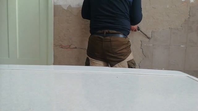 Лайфхак как снять штукатурку и старый плиточный клей смотреть онлайн