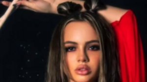 Валя Карнавал - Глупенькая девочка |  Каждой своей клеточкой Как в единорога еще верит в любовь [Хи