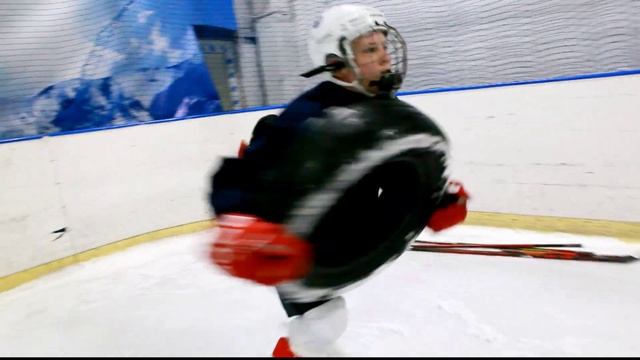Функциональная подготовка на льду. Силовые упражнения. hockeyplayers hockeyskills powerskating