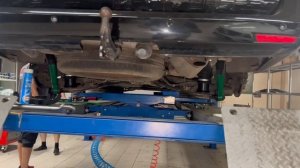 Установка пневмоподвески на примере V-class, Vito W447