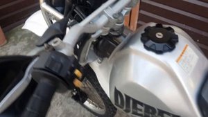 Suzuki Djebel 200 SE-II запуск на холодную
