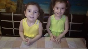 Отпечатки детских ручек и ножек своими руками