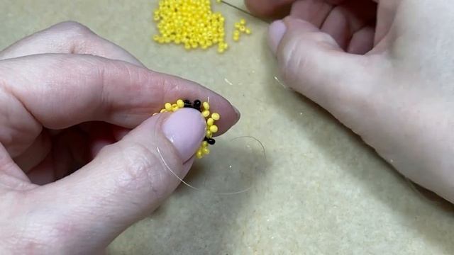 Кругляш из бисера / Смайлик