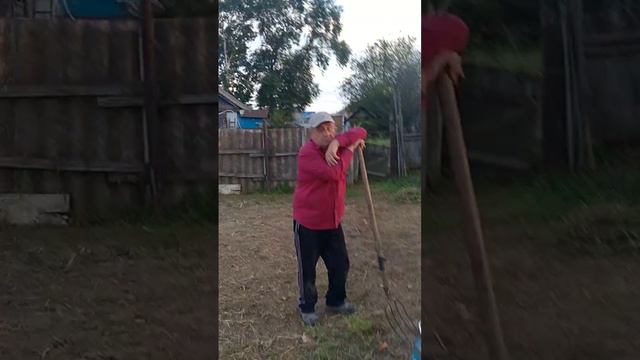 Дело в том он сказал что у него есть завязи в высших чинах и ему дозволено делать что ему захочется смотреть онлайн