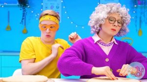 Кулинарный Челлендж: Я против Бабушки | Челлендж с Шоколадной Едой от Multi DO Challenge