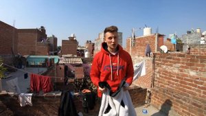 ЦЕНЫ НА ОДЕЖДУ В ИНДИИ, НЬЮ ДЕЛИ САРОЖНИ НАГАР МАРКЕТ. ИЩЕМ ЗИМНИЕ ВЕЩИ В ДЕЛИ - НИКИТА И ДЖАНХАВИ