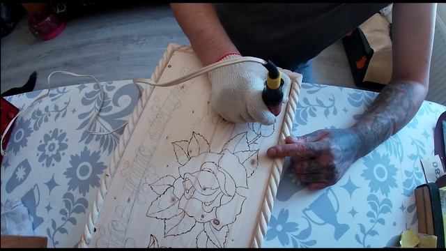 ВЫЖИГАНИЕ ПО ДЕРЕВУ | СТОЛИК | ТВОРЧЕСКАЯ СТУДИЯ ДЯДИ ЖЕНИ смотреть онлайн